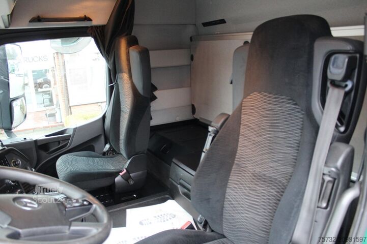 Tracteur routier standard Mercedes-Benz Arocs 1843 E6 ACC Hydraulik Alu-Felgen Kühlbox