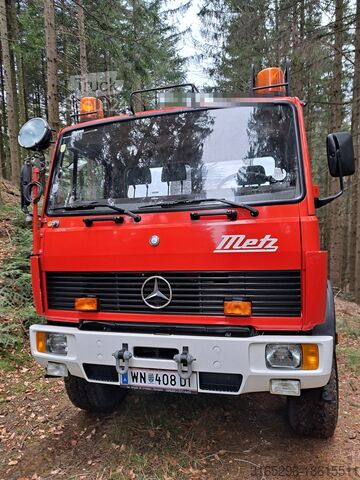 Nákladní automobil s obytným vozem Mercedes-Benz 917 AF Weltreisemobil Reisemobil