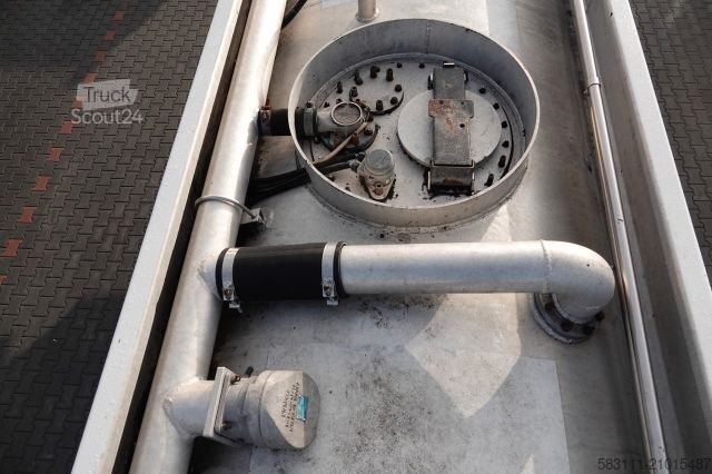 Tanker yarı römork LAG CYSTERNA DO PALIWA / 36200 L / 4 KOMORY