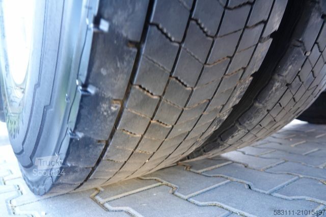 Standard nyergesvontató SCANIA R 450 / RETARDER  / NISKA KABINA / PO KONTRAKCI