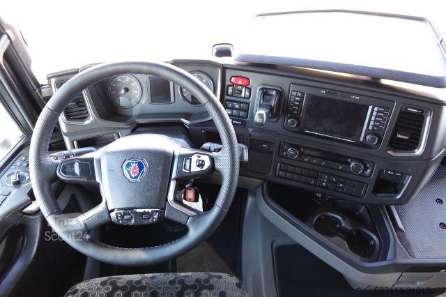 Standard nyergesvontató SCANIA R 450 / RETARDER  / NISKA KABINA / PO KONTRAKCI