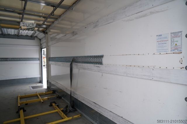 Koelwagen met geïsoleerde laadbak IVECO DAILY 50-180 /  IZOTERMA  / KONTENER  5,5 M / WI