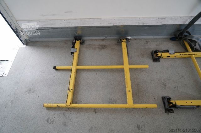 Koelwagen met geïsoleerde laadbak IVECO DAILY 50-180 /  IZOTERMA  / KONTENER  5,5 M / WI