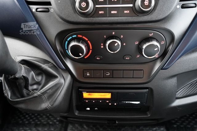 Koelwagen met geïsoleerde laadbak IVECO DAILY 50-180 /  IZOTERMA  / KONTENER  5,5 M / WI