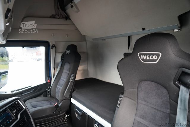 Standaard trekker IVECO S-WAY / 460 / RETARDER /  LNG / 