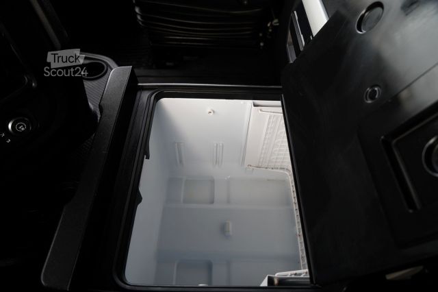 Standaard trekker IVECO S-WAY / 460 / RETARDER /  LNG / 