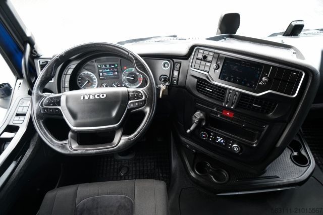 Standaard trekker IVECO S-WAY / 460 / RETARDER /  LNG / 