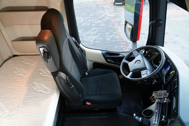 Štandardný ťahač MERCEDES-BENZ ACTROS 1845 / STREAM SPACE 