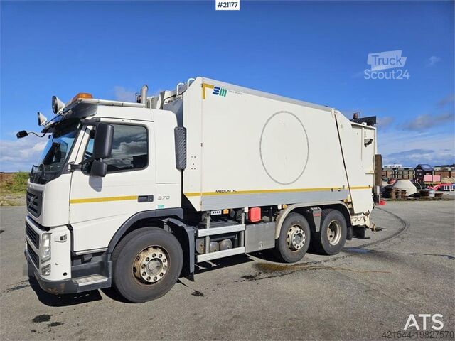 Garbage truck Volvo FM370 6x2 1-chamber compactor truck with Zoeller b