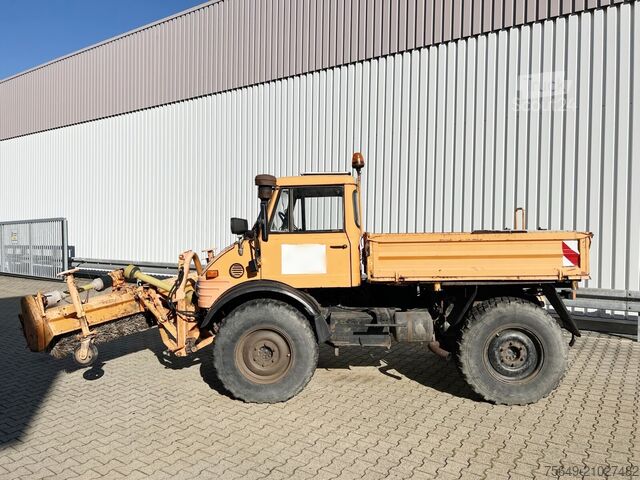 Unimog Unimog U84 406 4x4 U84 406 4x4, Kommunalhydraulik, Zapfwelle vorn & hinten, EX-Kommune