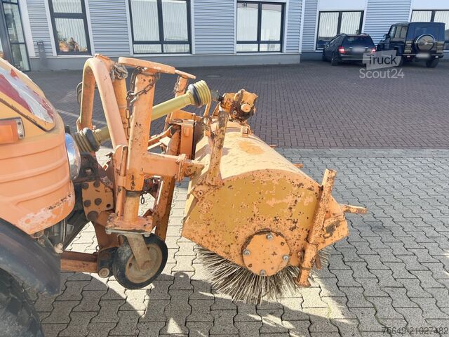 Unimog Unimog U84 406 4x4 U84 406 4x4, Kommunalhydraulik, Zapfwelle vorn & hinten, EX-Kommune