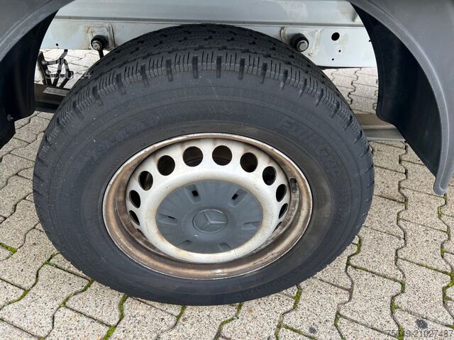 Fourgon tôlé Mercedes-Benz Sprinter 313 CDI 4x2 Sprinter 313 CDI 4x2, 5x Vorhanden!
