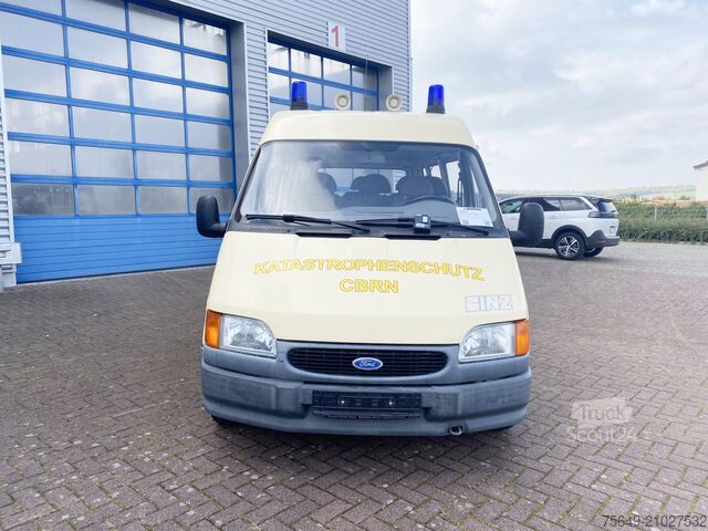 Autobus Ford Transit 2.5 4x2 Transit 2.5 4x2, Personentransporter, 8 Sitze
