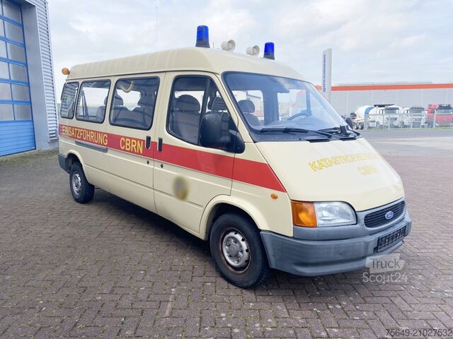 Autobus Ford Transit 2.5 4x2 Transit 2.5 4x2, Personentransporter, 8 Sitze