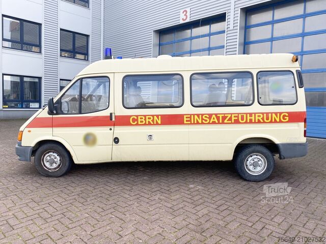 Autobus Ford Transit 2.5 4x2 Transit 2.5 4x2, Personentransporter, 8 Sitze