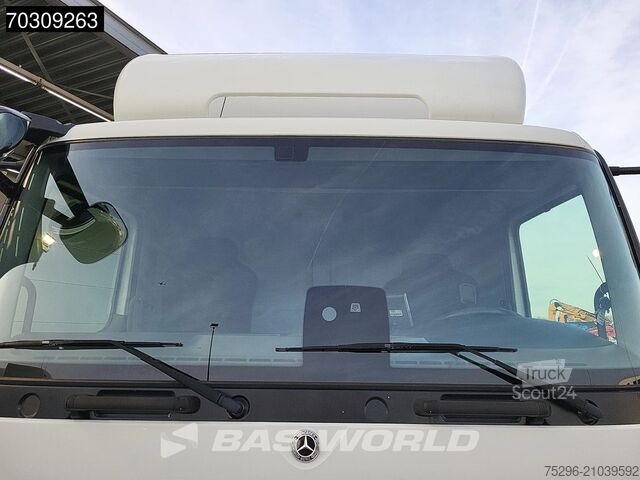 Box body Mercedes Atego 818 4X2 8tonner 1500kg Ladebordwand Autom...