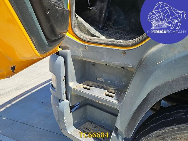 Самоскид DAF 85 CF