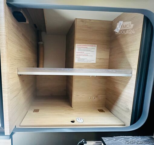 Poluintegrisani kamper WEINSBERG CaraCompact 600 MEG EDITION [PEPPER] MJ 2027 NEU