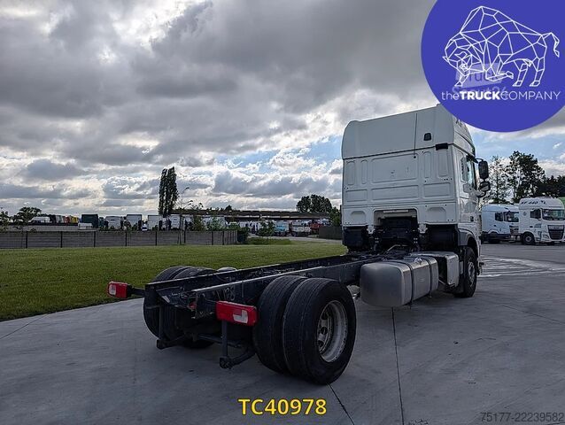 Chassis com cabina DAF XF 450
