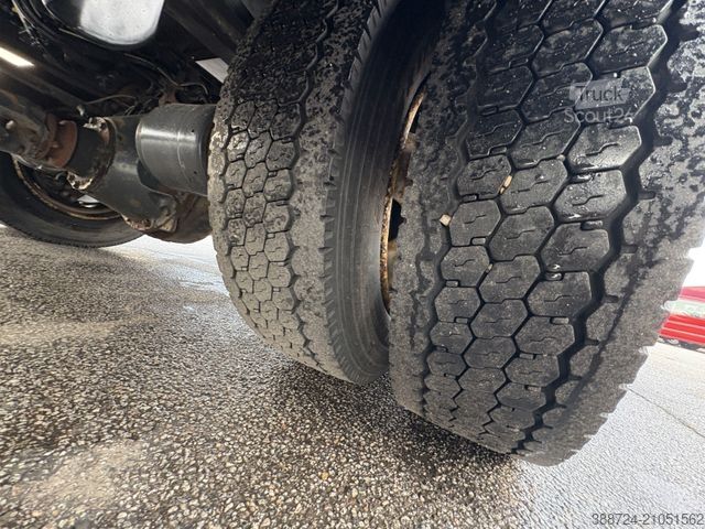 Camion bâché DAF LF 210*E6a*AHK*Standklima*1-Liege*