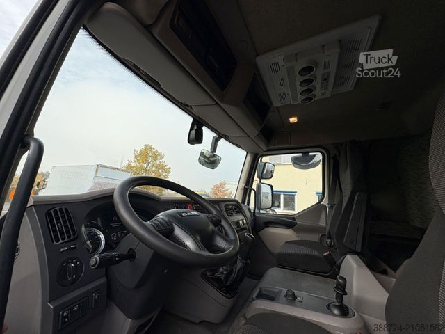 Camion bâché DAF LF 210*E6a*AHK*Standklima*1-Liege*