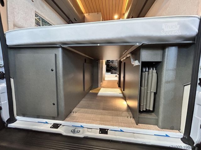 Autocaravana HYMER/ERIBA Redwood 601 Redwood Trail AHK LED Dieselhzg.