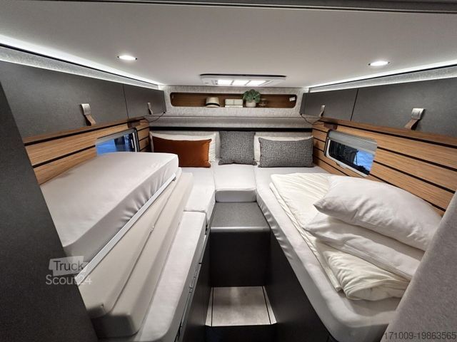 Autorulotă semi-integrată HYMER/ERIBA ML-T CrossTrail 580 4x4 Winterpaket XL Bett