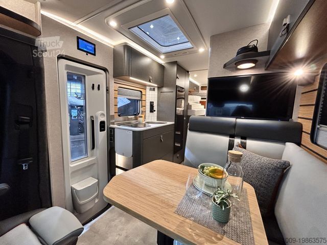 Autorulotă semi-integrată HYMER/ERIBA ML-T CrossTrail 580 4x4 Winterpaket TV XXL Bett
