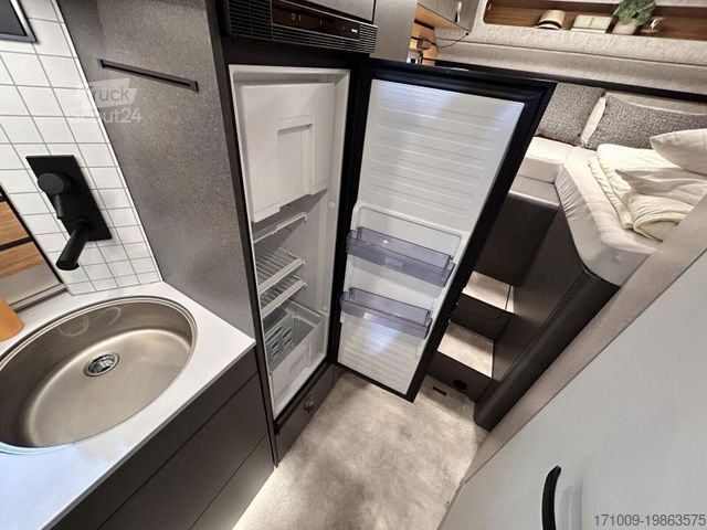 Autorulotă semi-integrată HYMER/ERIBA ML-T CrossTrail 580 4x4 Winterpaket TV XXL Bett