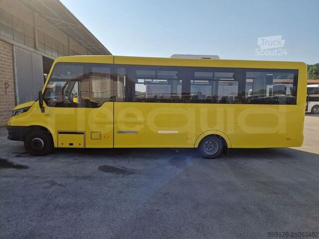 Intercity bus IVECO Indcar