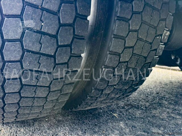 LKW mit Kofferaufbau Mercedes Atego 1221 - Euro6