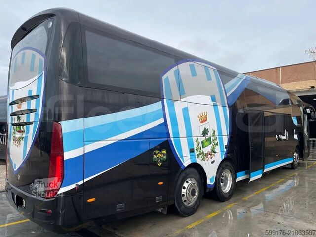 Touring car Irizar i6