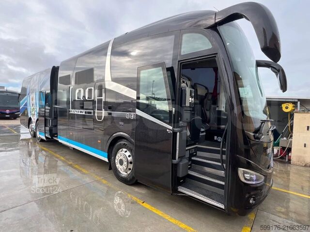 Touring car Irizar i6