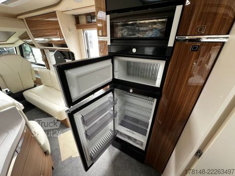 Integriertes Wohnmobil Eura Mobil Integra 890 EB