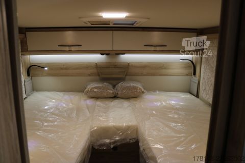 Camping-car semi-intégré Eura Mobil Profila T 720 EB Mondial Edition