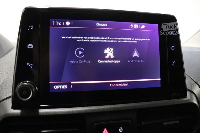 Yüksek tavanlı istasyon vagonu Peugeot Partner 1.2 110PK Benzine - Airco - Navi - Crui...