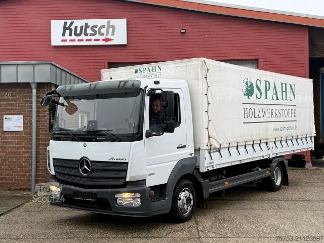 Transportador con plataforma y toldo MERCEDES-BENZ 818L Atego Pritsche mit Bordwänden