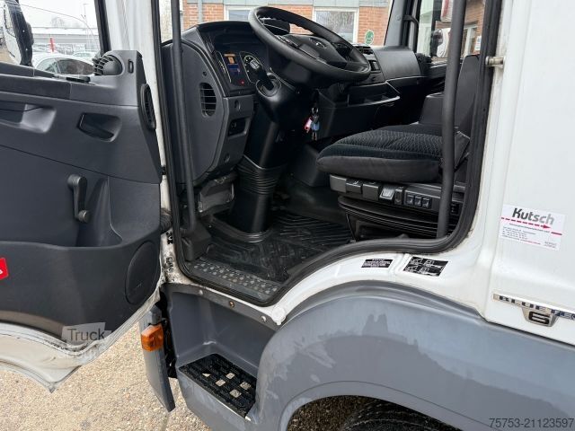 Transportador con plataforma y toldo MERCEDES-BENZ 818L Atego Pritsche mit Bordwänden