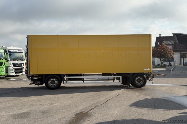 Remolque caja Schmitz Cargobull AKO 18 Koffer / HB / Swiss-Vehicle