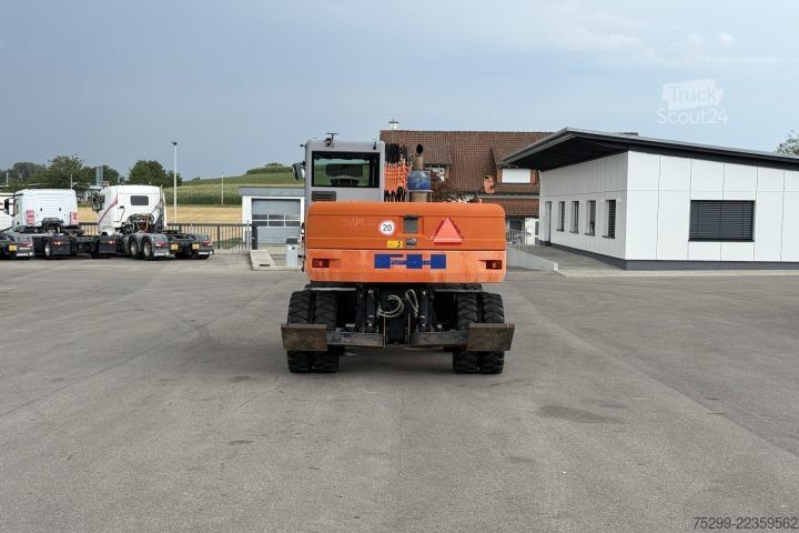 Yol silindiri Hitachi FH120W Mobilbagger / Swiss-Vehicle