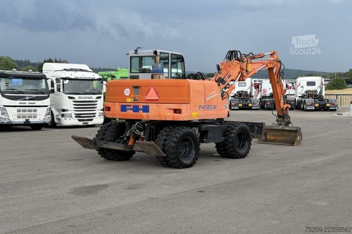 Yol silindiri Hitachi FH120W Mobilbagger / Swiss-Vehicle