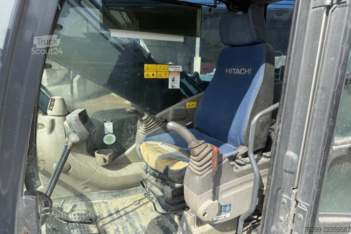 Yol silindiri Hitachi ZX250LCN-3 / Swiss-Vehicle