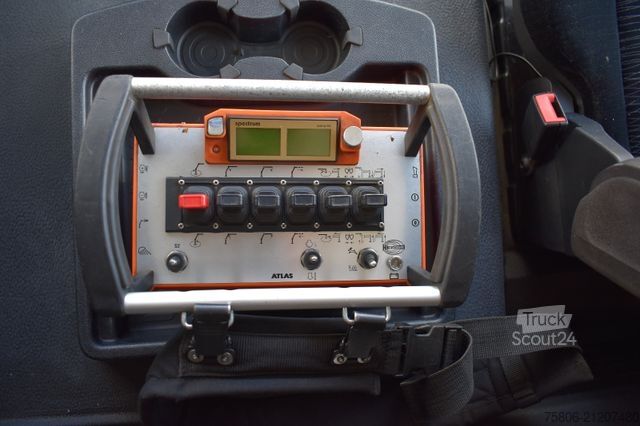 Standaard trekker MERCEDES-BENZ Actros 1843 L E6 Retarder Kran Atlas 172.3E