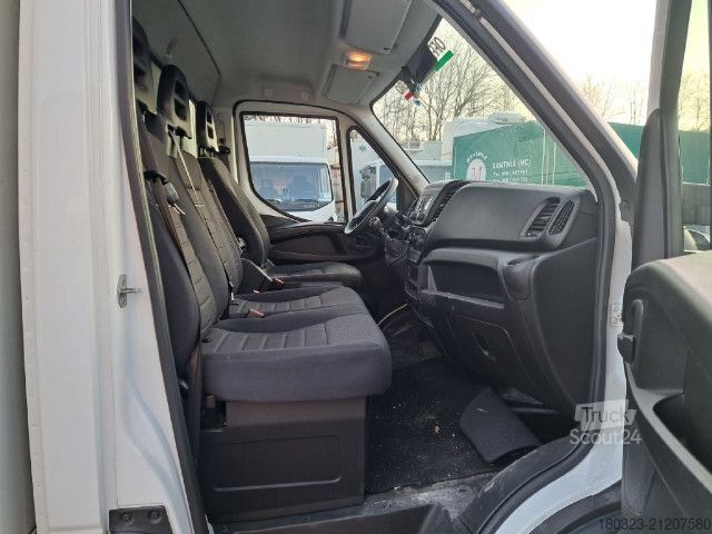 Box truck IVECO Iveco Daily 35S14