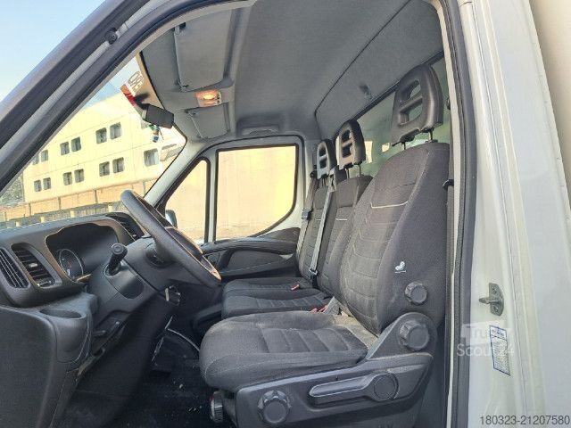 Box truck IVECO Iveco Daily 35S14