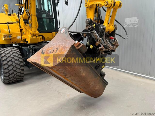 Kolové rypadlo Komatsu PW 98 MR-10