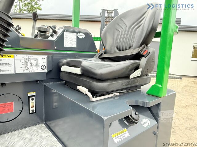 Keturs kryptimis krautuvas Combilift CB3000 / TRIPLEX 4900MM / FREE LIFT