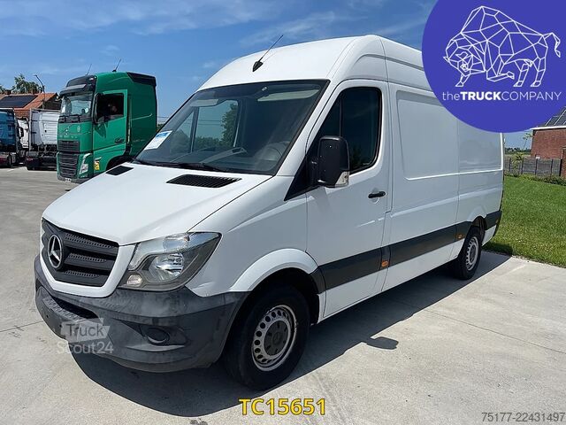 Fourgon tôlé Mercedes-Benz Sprinter 213 37s