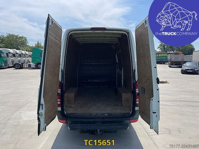 Fourgon tôlé Mercedes-Benz Sprinter 213 37s