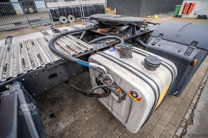 Standard tractor MAN TGX 18.470 XLX BLS+KIPHYDR.